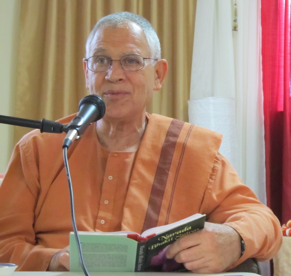 Swami Atmajnanananda